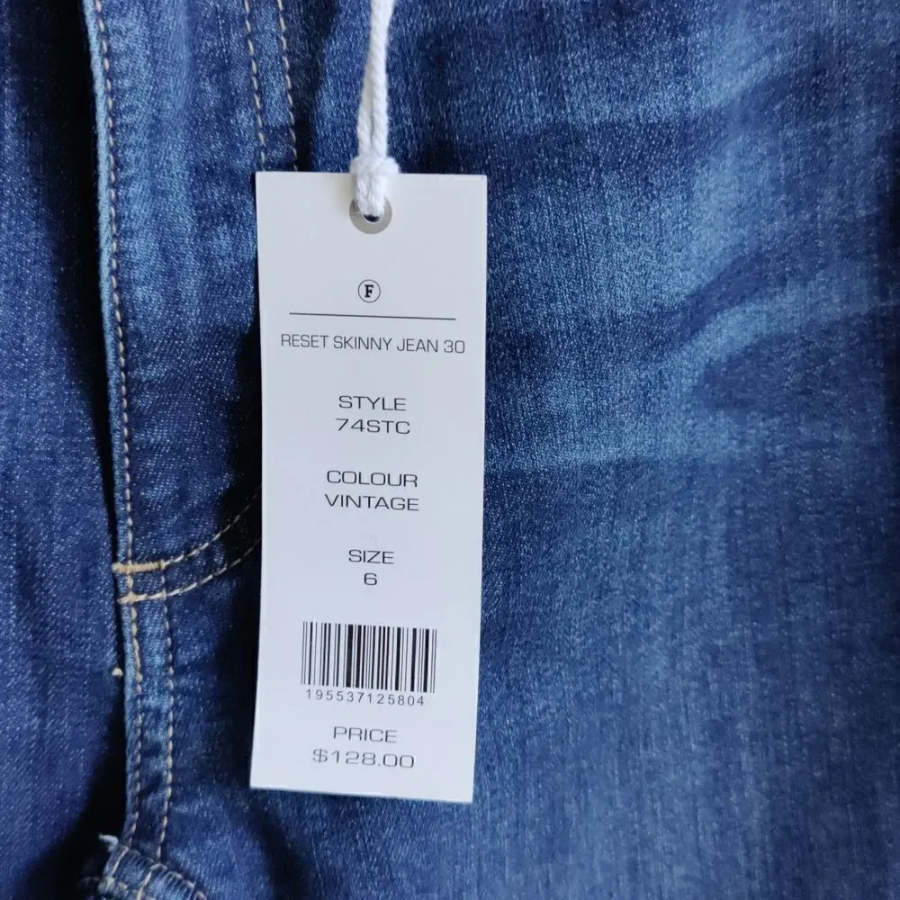 NWT $128 French Connection Reset Skinny Jeans